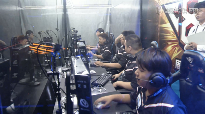 【前瞻】2025LPL春季赛RW vs LNG，LNG须尽力保住季后赛资格