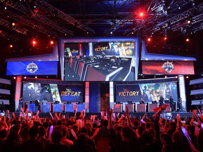 【资讯】王者荣耀2月19日，20日转会综述，两战队改名三豪门换教练