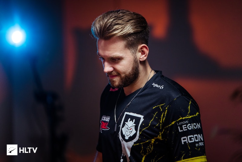 kassad ： BLEED 尽管首席执行官已经回归，但他拒绝就工资拖欠问题进行沟通。